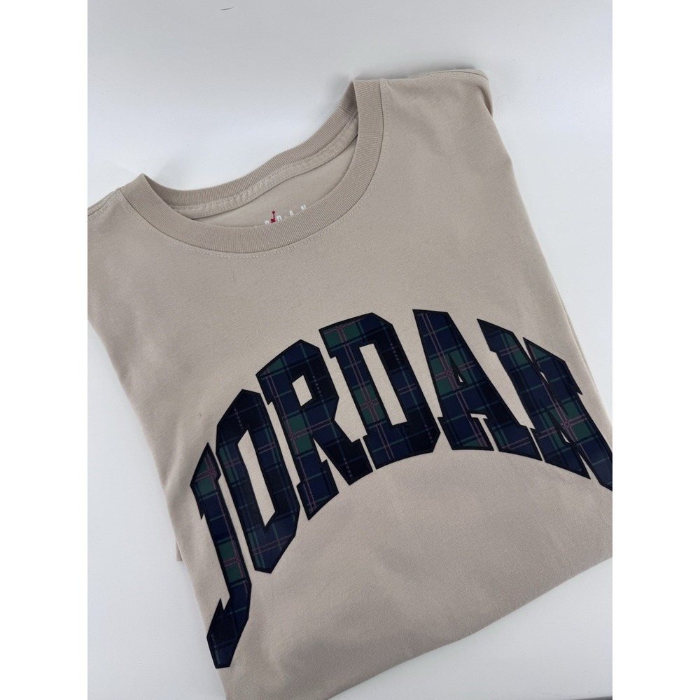 Jordan Shirt Mens Large Beige Plaid Graphic Tagless Crewneck Jumpman Tee